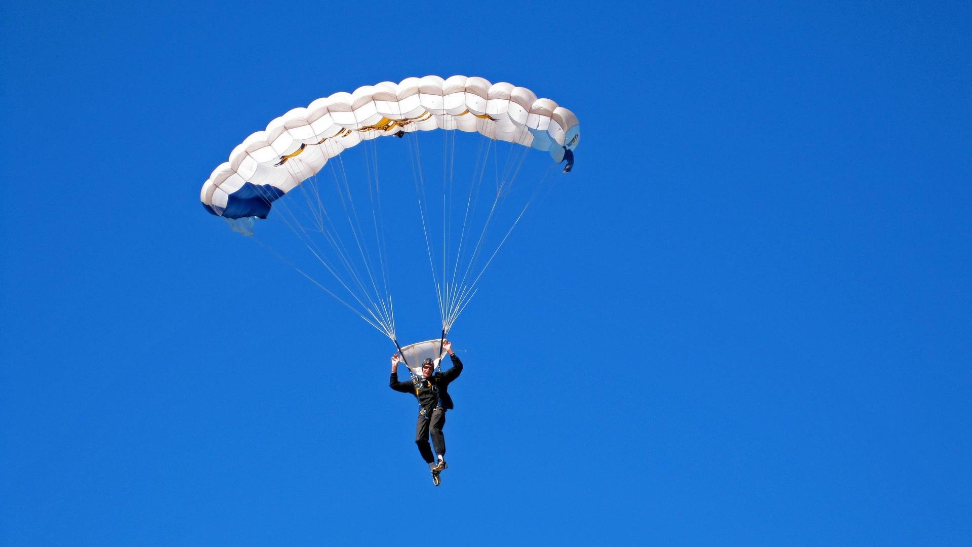 爱游戏体育平台-观众沉浸式观赛体验走进现实，沉浸式参观